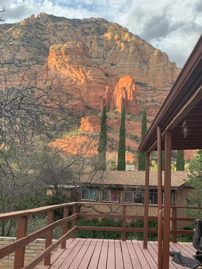 Sedona Room Homestay - Thunder Mountain Екстер'єр фото